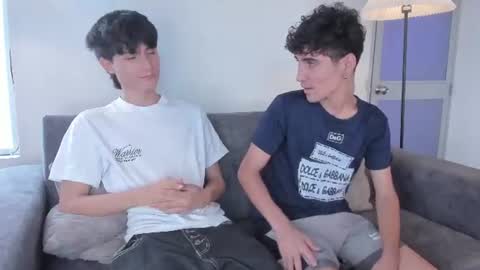 ANGEL Y SEBASTIAN online show from 17, 6, 2026