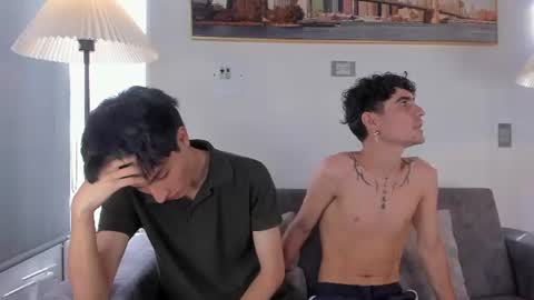 ANGEL Y SEBASTIAN online show from 18, 6, 2026