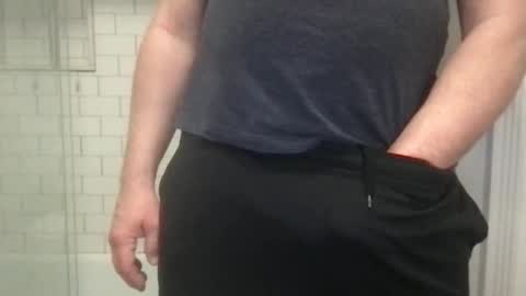 lvguynextdoor440656 online show from 29, 4, 2026