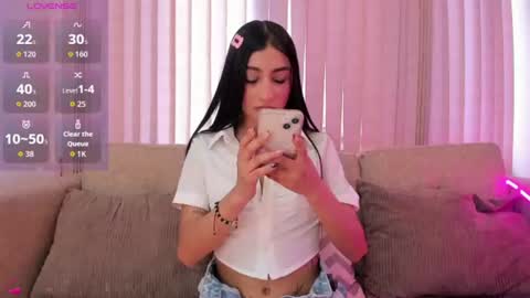 Snapshot of lya_brown chatting on 12, 6, 2026 lya_brown online show from 12, 6, 2026