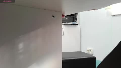 lyalya7773 online show from 3, 12, 2025