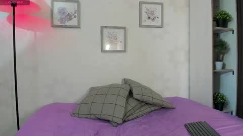 Lyan online show from 27, 9, 2025