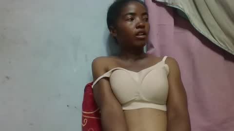 lydie856696 online show from 20, 4, 2026