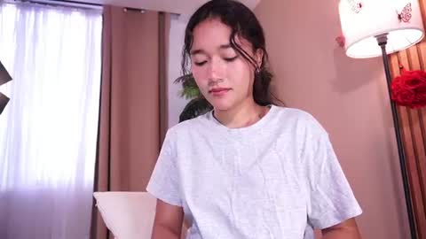 Lyhana Lee online show from 26, 6, 2026