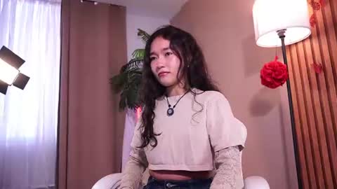 Lyhana Lee online show from 27, 6, 2026