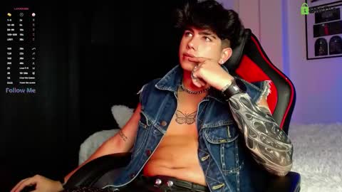 Lyle Bennett Freelance Model online show from 1, 12, 2025