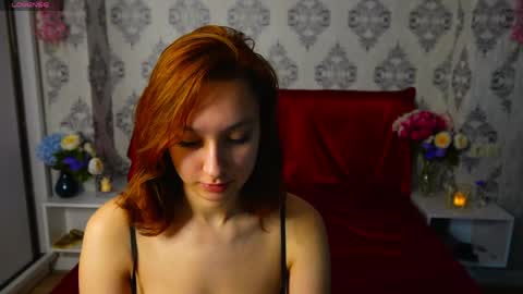 Snapshot of lylianrosse chatting on 6, 3, 2026 Lylian online show from 6, 3, 2026