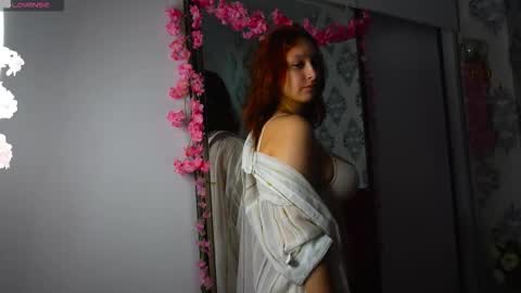 Snapshot of lylianrosse chatting on 16, 3, 2026 Lylian online show from 16, 3, 2026