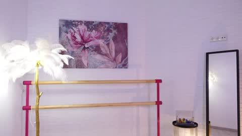 Lyly   online show from 26, 1, 2025