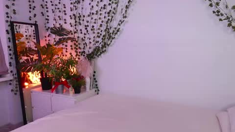 Lyly   online show from 28, 2, 2025