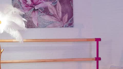 Lyly   online show from 10, 3, 2025