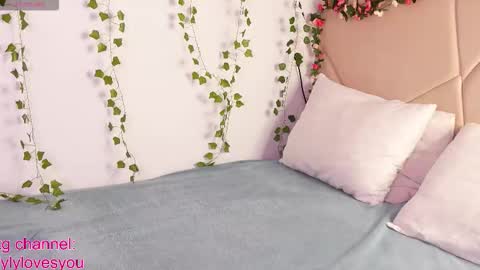 Lyly   online show from 13, 10, 2025