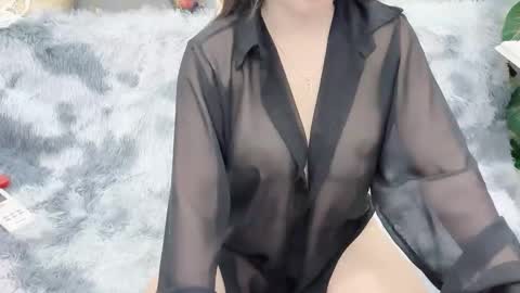 lyly_sweet97 online show from 13, 5, 2026