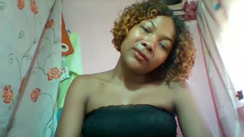 lyndah19 online show from 8, 3, 2026