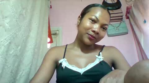 lyndah19 online show from 16, 3, 2026