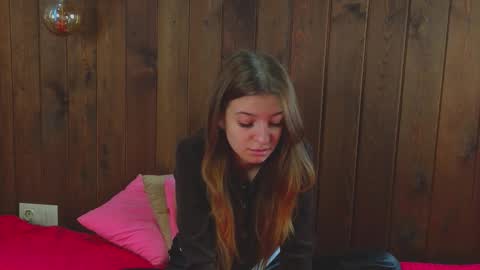 Nancy online show from 25, 9, 2025