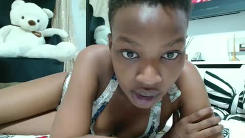 Snapshot of lyne898 chatting on 14, 4, 2026 lyne898 online show from 14, 4, 2026