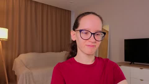 Sara online show from 5, 7, 2026