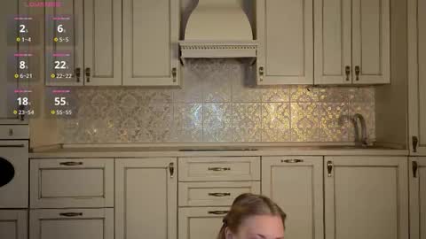 Snapshot of lynettedendy chatting on 15, 9, 2025 Hello there Im Eva3 Im new model here online show from 15, 9, 2025