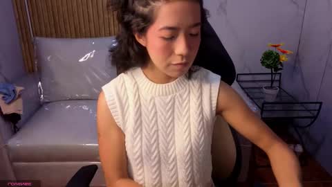 Snapshot of lynn_turner_ chatting on 4, 2, 2026 lynn_turner_ online show from 4, 2, 2026