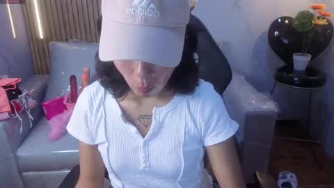 Snapshot of lynn_turner_ chatting on 15, 3, 2026 lynn_turner_ online show from 15, 3, 2026