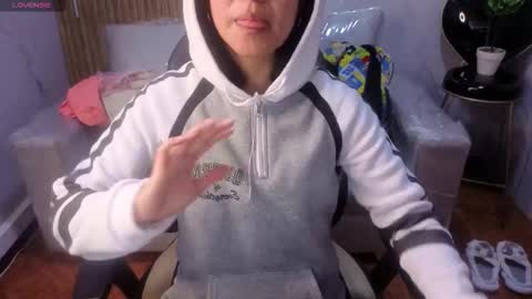 Snapshot of lynn_turner_ chatting on 21, 3, 2026 lynn_turner_ online show from 21, 3, 2026