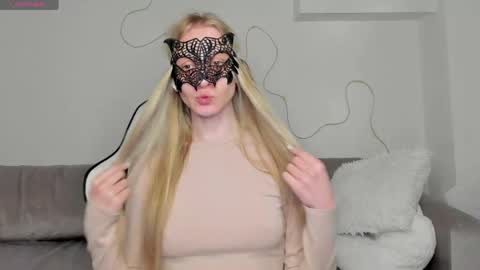 lynnadream_ online show from 23, 5, 2026