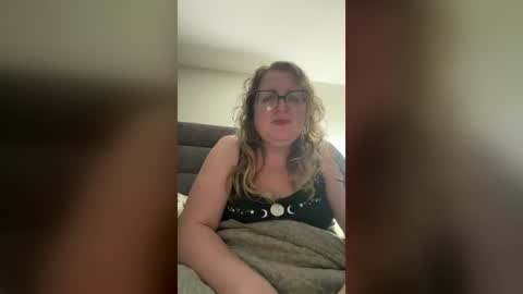 Lynne online show from 8, 8, 2026