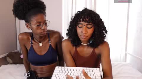 Lynx and Sun  online show from 9, 9, 2025