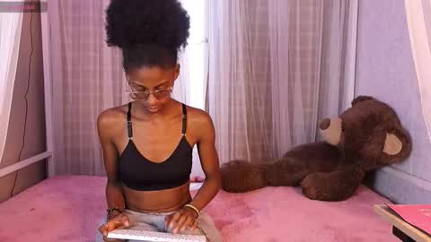 Lynx and Sun  online show from 15, 9, 2025