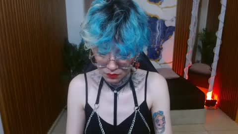 lyra_tay online show from 3, 5, 2026
