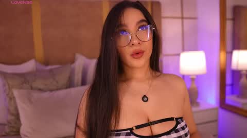    online show from 30, 5, 2026