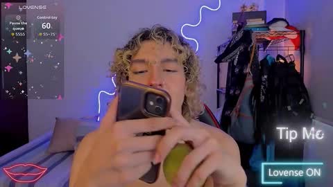 Lyric online show from 22, 12, 2025