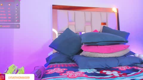 lysa_thomas9 online show from 15, 1, 2025