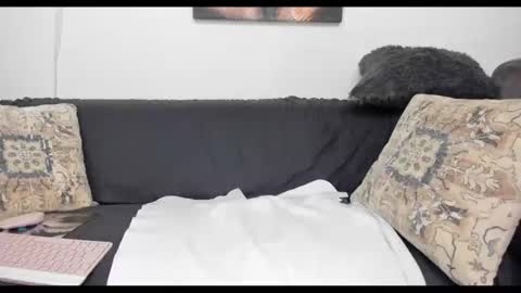 Lisa online show from 10, 2, 2025