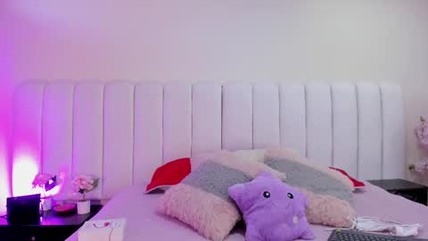 Lizzy smith  online show from 9, 9, 2025