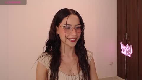 Snapshot of lzzyink chatting on 20, 10, 2025 lzzyink online show from 20, 10, 2025