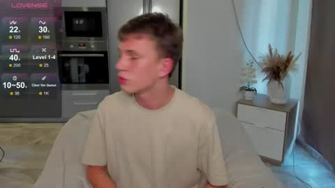 Snapshot of m0neyken_ chatting on 1, 8, 2026 m0neyken_ online show from 1, 8, 2026
