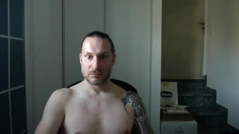 Snapshot of m4rduk81 chatting on 6, 3, 2025 m4rduk online show from 6, 3, 2025