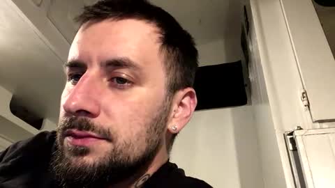 Snapshot of m_stephen chatting on 24, 11, 2025 m_stephen online show from 24, 11, 2025