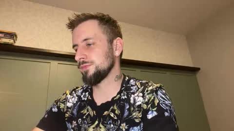 Snapshot of m_stephen chatting on 13, 3, 2026 m_stephen online show from 13, 3, 2026