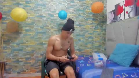 itgram pezlo josue online show from 11, 1, 2025