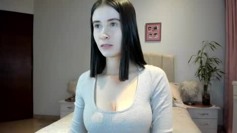 Snapshot of macarena_vallejo_ chatting on 1, 2, 2026 Macarena online show from 1, 2, 2026