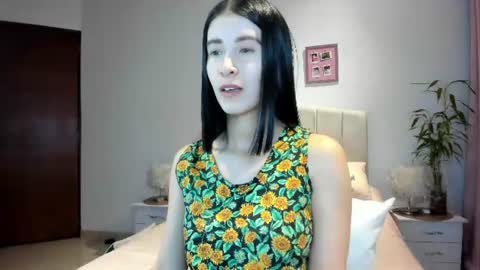 Macarena online show from 24, 6, 2026