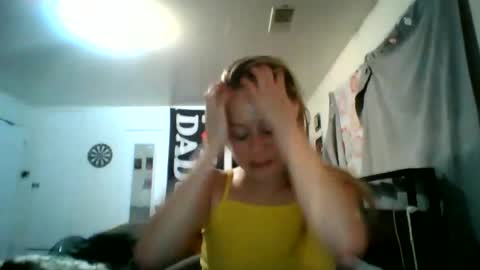 maceyloves online show from 19, 6, 2026