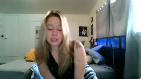 maceyloves online show from 1, 8, 2026