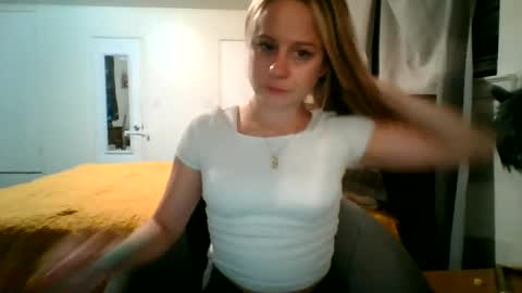 maceyloves online show from 7, 8, 2026