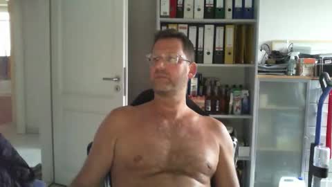 macfly67 online show from 5, 5, 2026