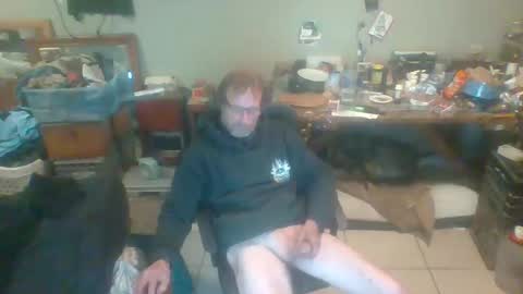 mackdog1369 online show from 12, 1, 2025