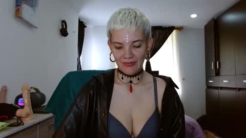 Noah Askew online show from 3, 3, 2026